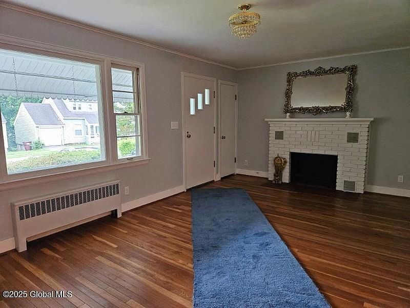 4th image of 31 E State Street