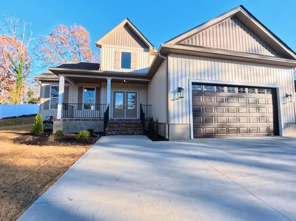 242 Red Hawk Dr, Campobello, SC 29322