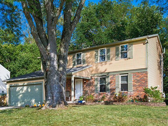 2nd image of 462 Doverwood Dr