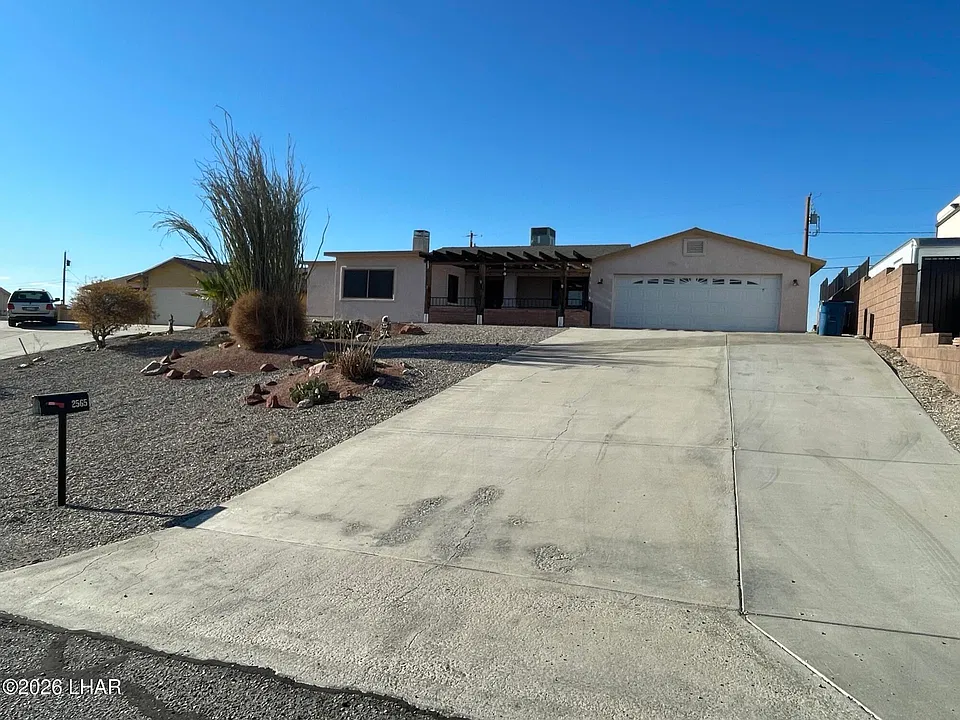 2565 Fannin Dr