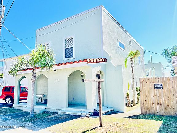3rd image of 202 Harvey Ave