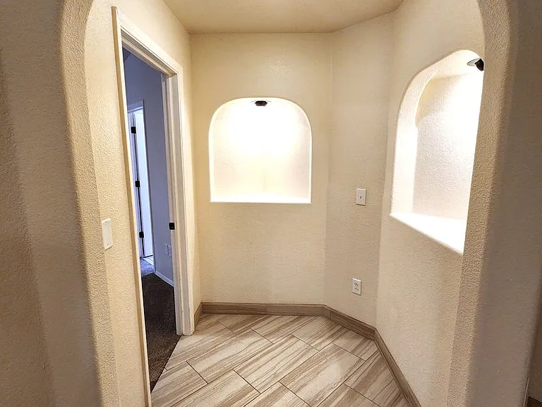 1535 Vajillo Ln — Photo 26