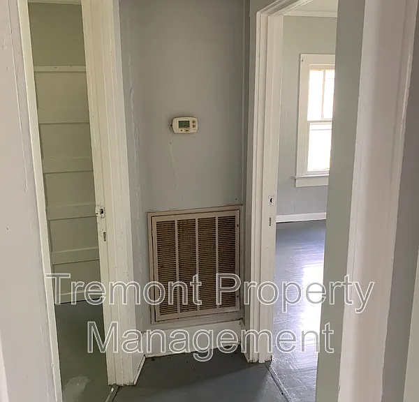 2702 Woodside St — Photo 13
