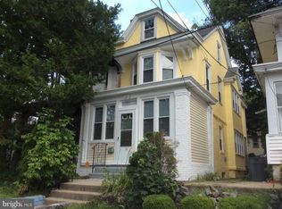 16 Laclede Ave, Trenton, NJ