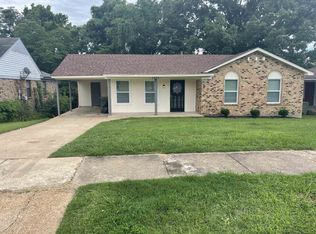 2493 Chattering Ln, Memphis, TN 38127