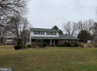 5061 Meadow Ln, Mohnton, PA 19540