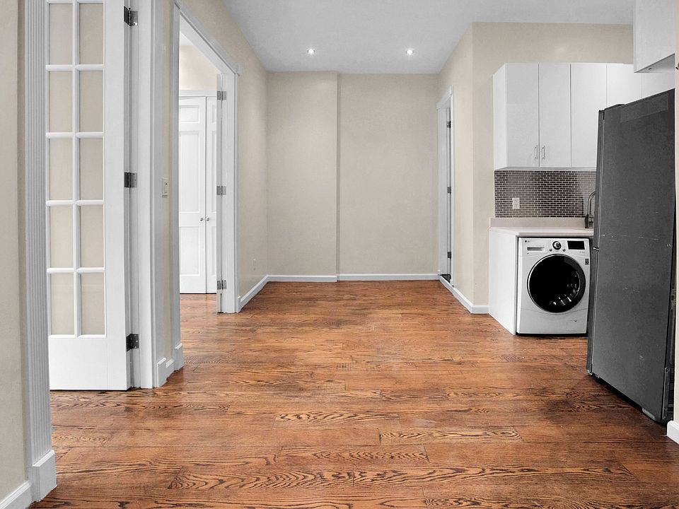 1st image of 330 W 84th St APT 4F