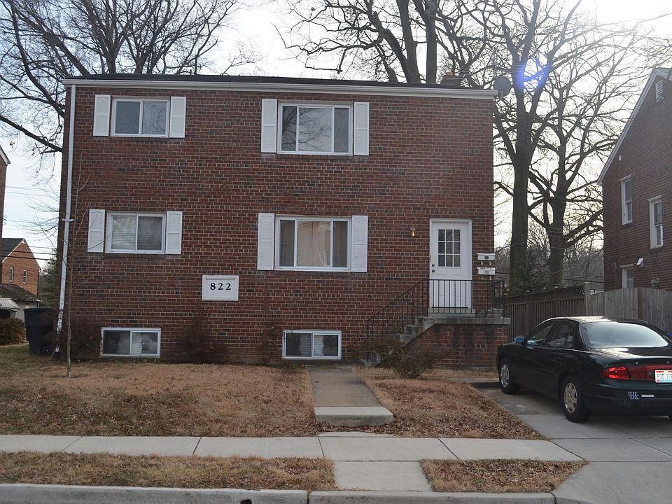 1st image of 822 22nd St S