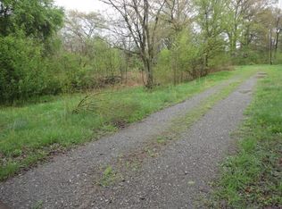 2182 Happy Hills Acre Rd, Woodlawn, TN 37191