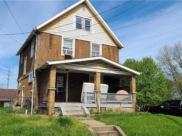 1417 Harrisburg Rd NE, Canton, OH 44705