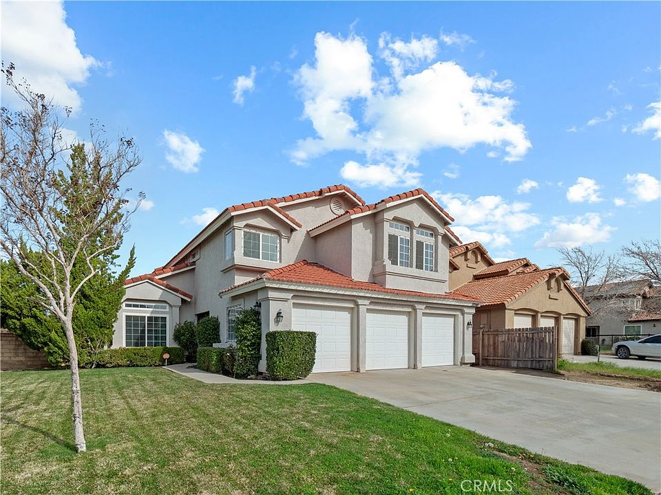 1st image of 38948 Glenwood Dr