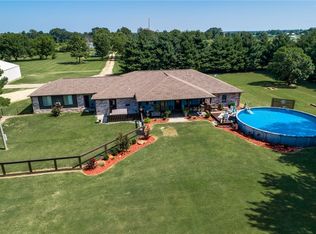 13439 Taylor Orchard Rd, Gentry, AR 72734