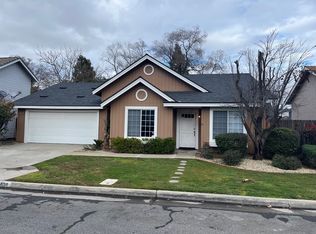 7408 N Woodrow Ave, Fresno, CA