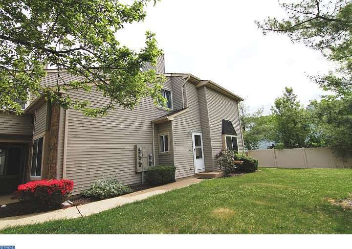 118 Teal Ct Hightstown, NJ Zillow