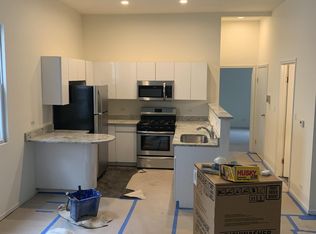 2638 N Halsted St #2R, Chicago, IL 60614