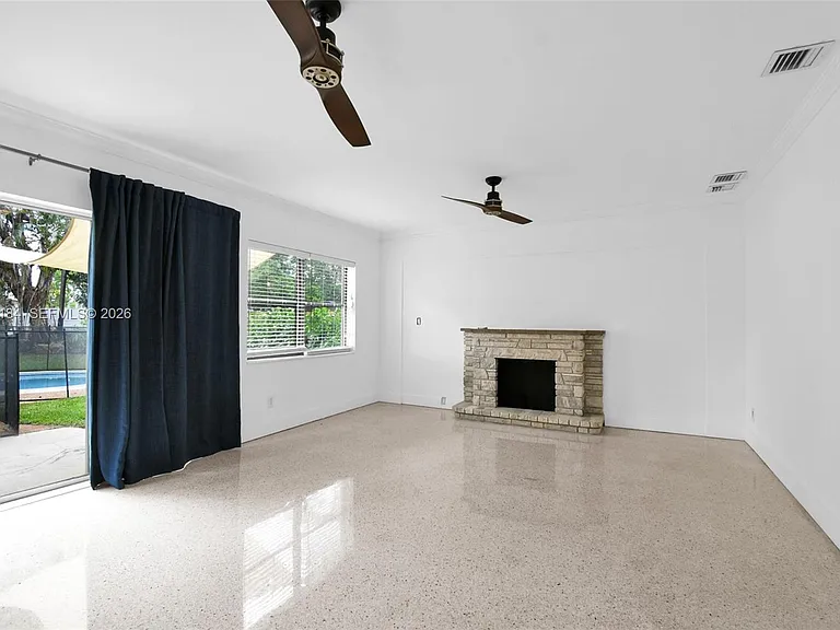 2217 SW 1st Ct — Photo 27