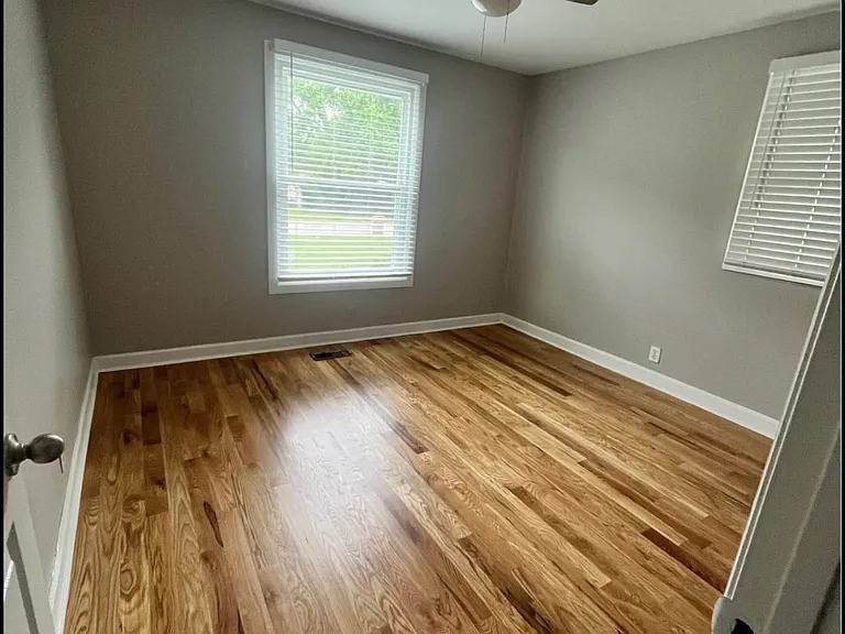 6313 Thunderbird Dr — Photo 3