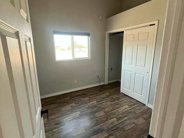 8609 Mercury St #B — Photo 15