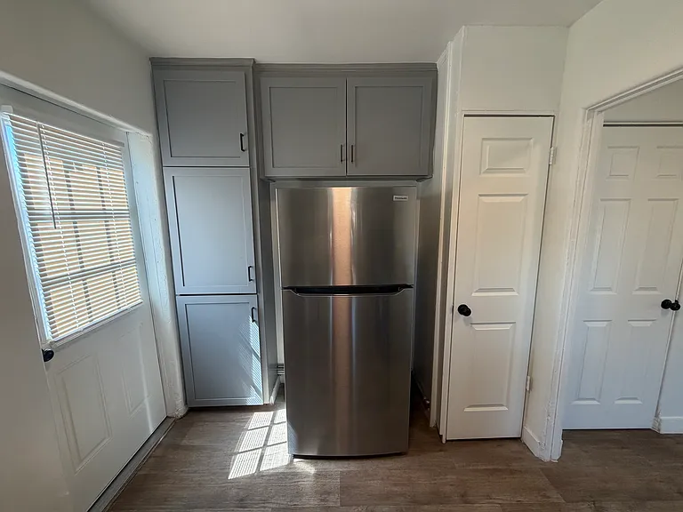 736 E Turney Ave #1 — Photo 4