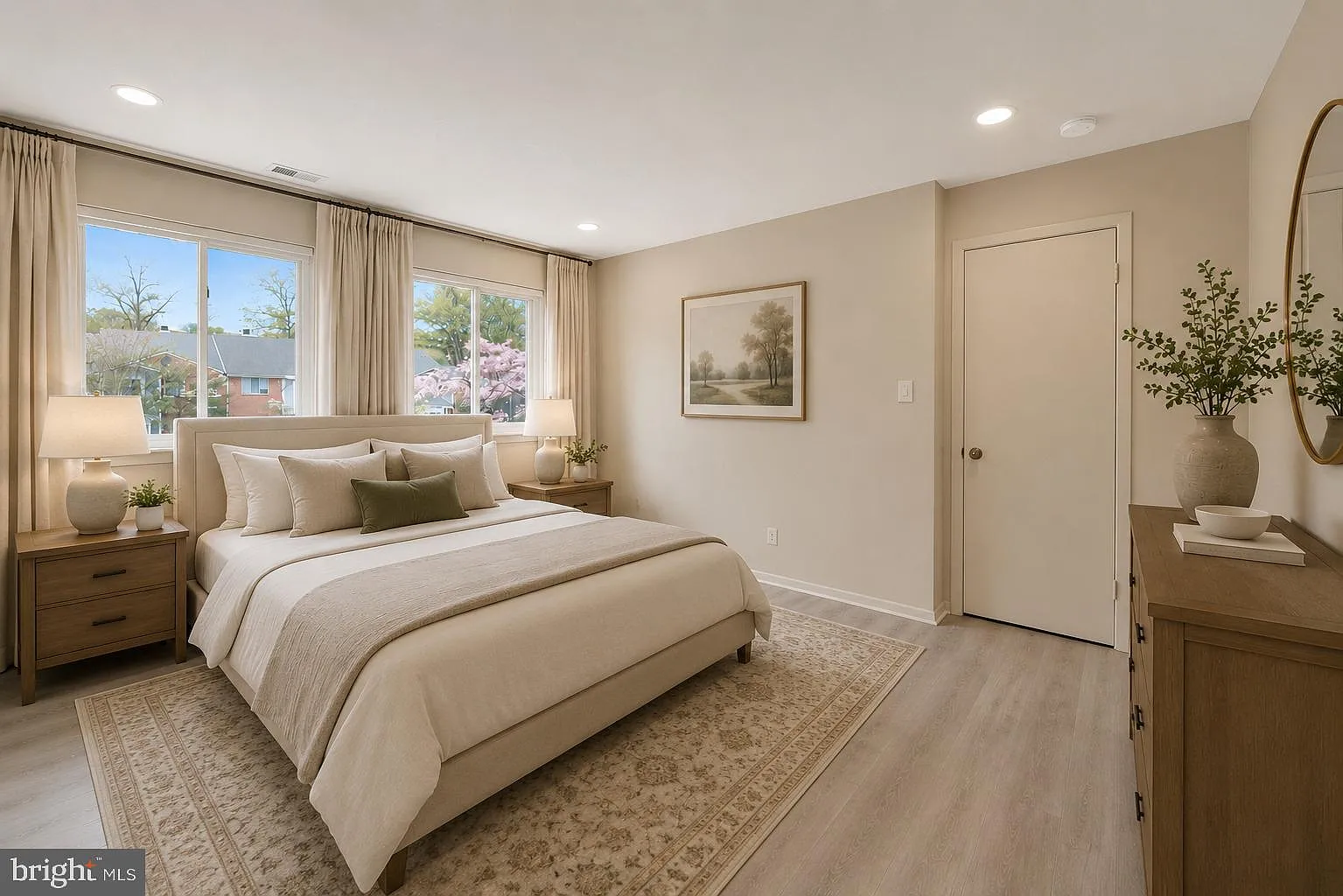 2 bed, 1110 sqft, $2,100 — Photo 3