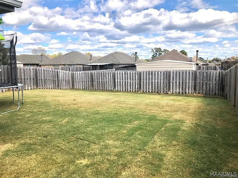 1678 Buena Vista Blvd — Photo 3