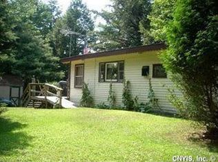 47172 Iroquois Island Shore Rd, Alexandria Bay, NY 13607