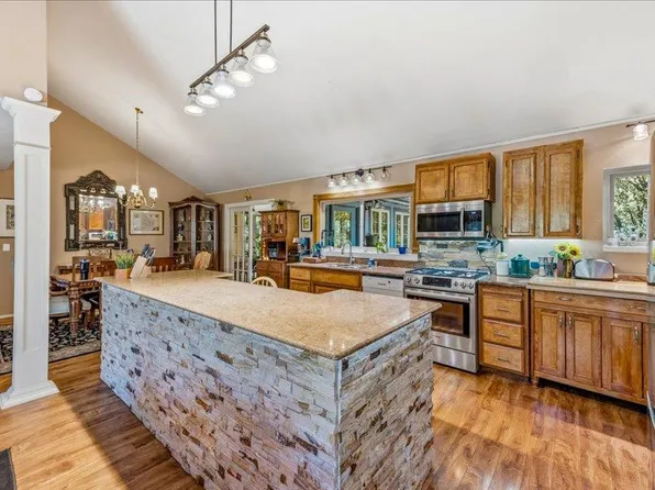 15444 Nancy Way, Grass Valley, CA 95949