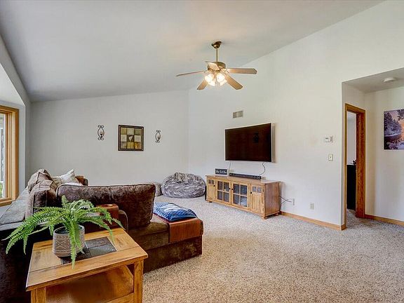 2nd image of N111W16548 Esquire Ct