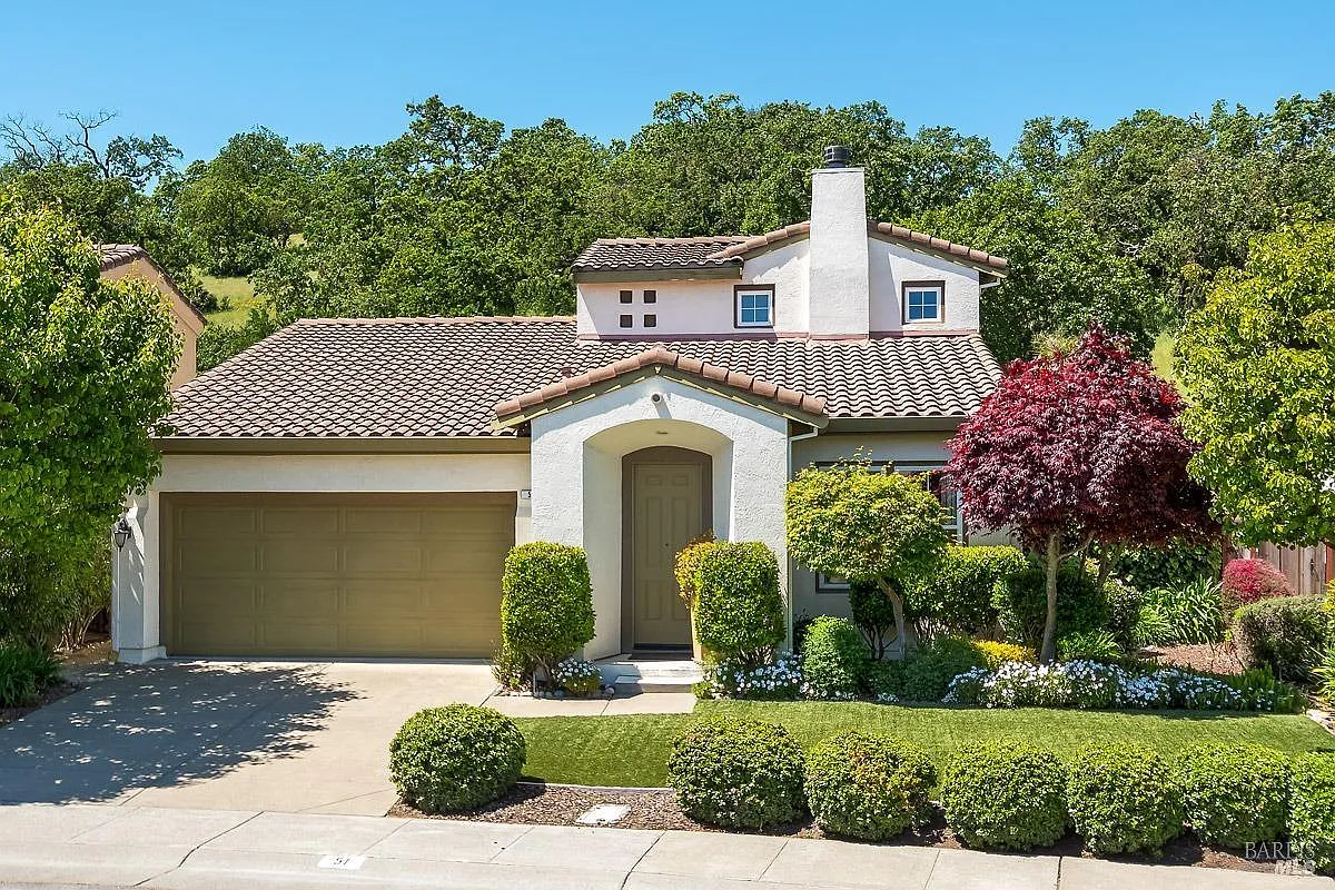 51 Ferdinand Way photo 1