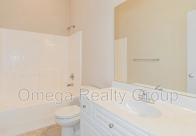 2170 Village Ln — Photo 35