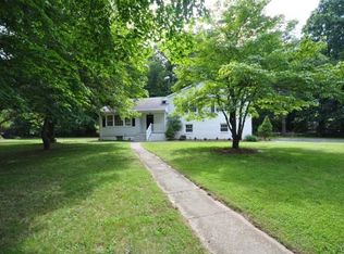 1 Columbine Ln, Norwalk, CT 06851