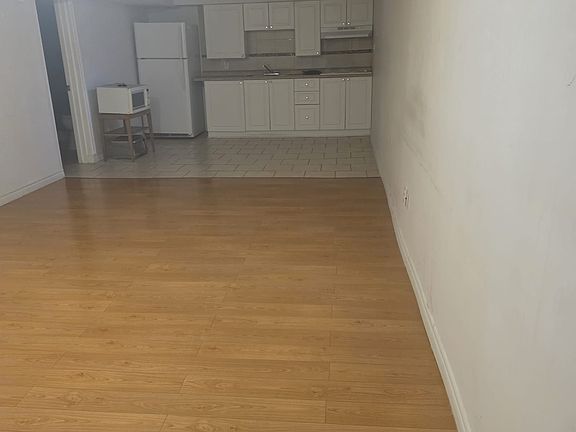 5th image of 54 Aileen Rd