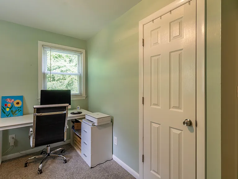 132 Stanley Rd — Photo 16