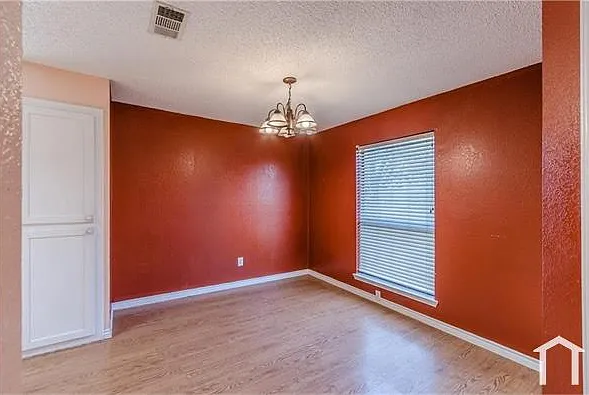 6218 Valley Forge Ct — Photo 2