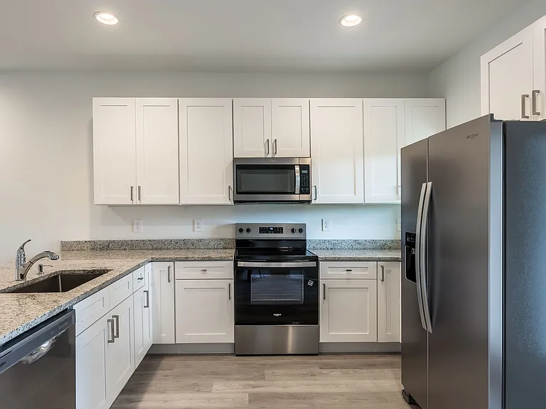5347 Vista Lago Dr — Photo 4