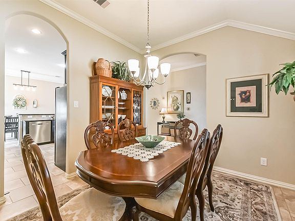 5th image of 1619 Evermore Manor Ln