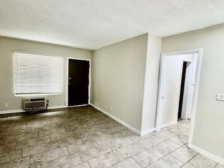7524 Sepulveda Blvd #207 — Photo 7