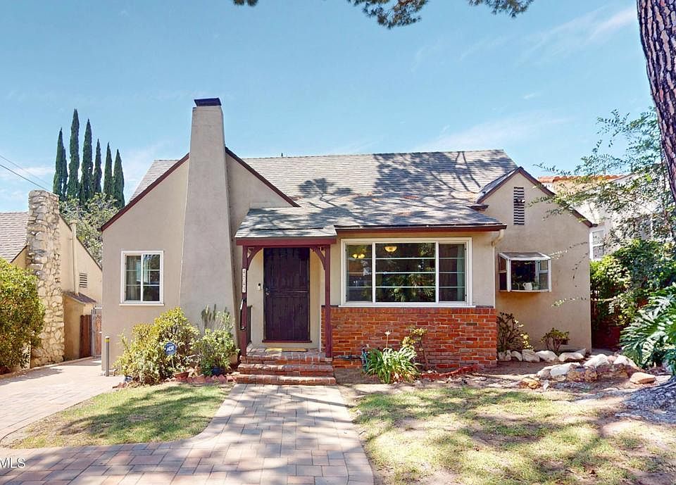 1st image of 4743 Briggs Ave