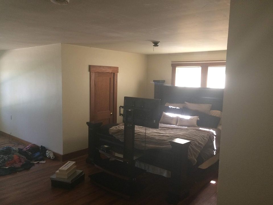 Upstairs Bed