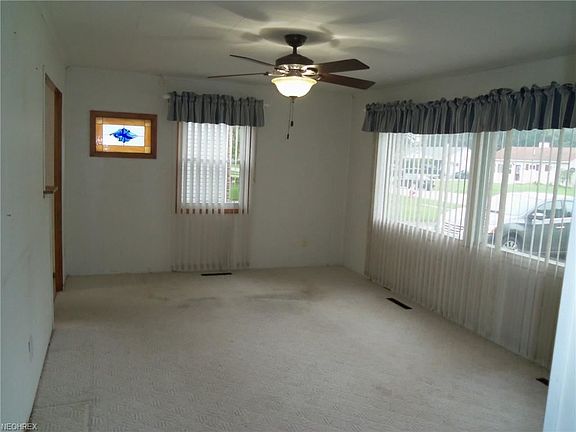5th image of 4416 Norfolk Ave