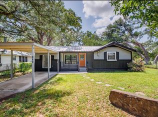 400 Palmer St, Bangs, TX 76823