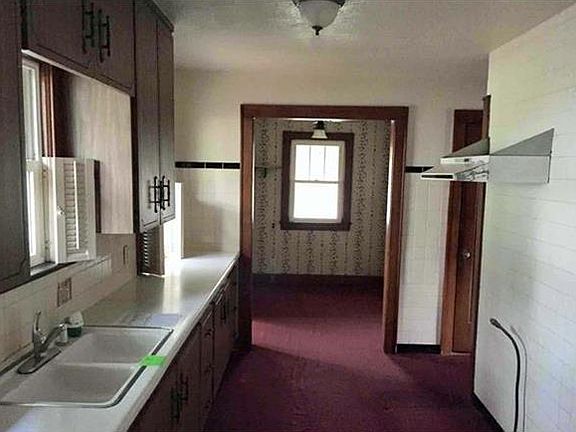 5th image of 2220 N 43rd St