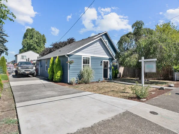 1127 Linn Ave, Oregon City, OR 97045