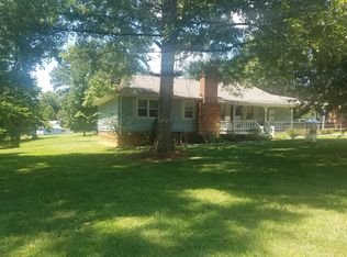 6016 Indian Brook Dr, Matthews, NC 28104