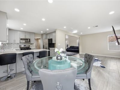 1601 Golden Glen Ct, North Las Vegas, NV, 89031