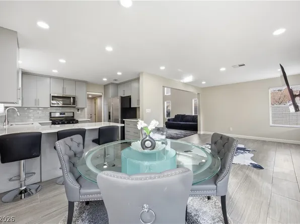 1601 Golden Glen Ct, North Las Vegas, NV 89031