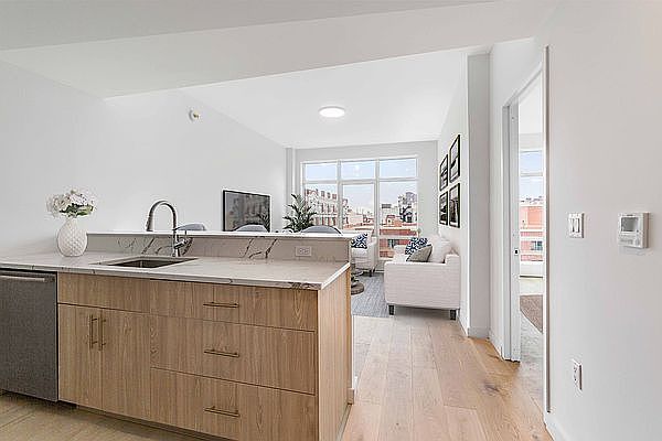 1st image of 1516 Park Ave #3K
