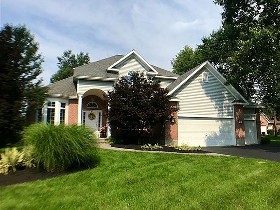 3rd image of 6 Blossom Hill Ct