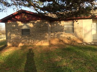 404 Grace St, Bridgeport, TX 76426