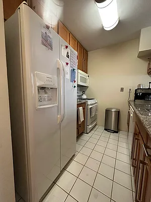 Rented by Compass | media 21